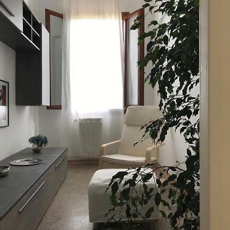 Ferienwohnung Holiday In Venice Lido di Venezia Exterior foto